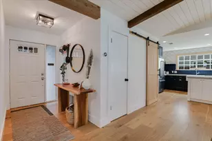 6202 Sun Vista Dr, Austin, TX 78749 - Photo 2