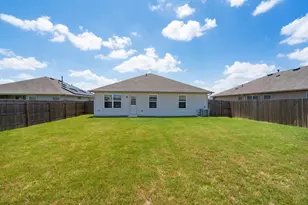 1007 Pembroke Ct, Hutto, TX 78634 - Photo 32