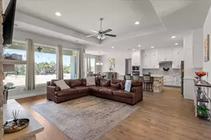 104 Draper Ln, Bertram, TX 78605 - Photo 6