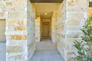 100 Greenspire Ln, Hutto, TX 78634 - Photo 4