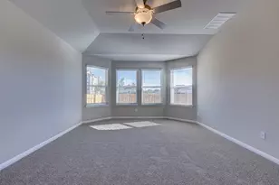 100 Greenspire Ln, Hutto, TX 78634 - Photo 16