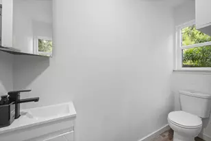 6413 Chimney Creek Cir, Austin, TX 78723 - Photo 18