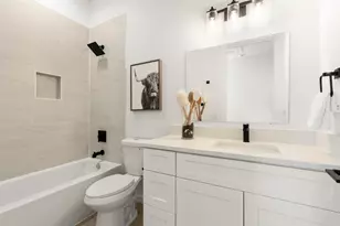 136 Lourdes Ct, Dripping Springs, TX 78620 - Photo 22