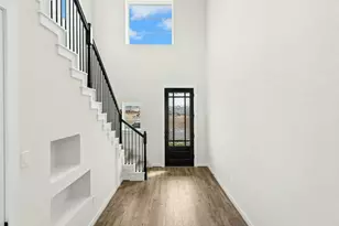 404 Amista Dr, Liberty Hill, TX 78642 - Photo 2