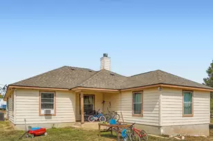 135 Petirrojo Ct, Del Valle, TX 78617 - Photo 28