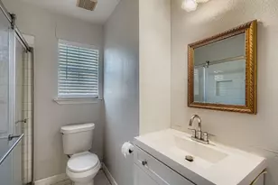 135 Petirrojo Ct, Del Valle, TX 78617 - Photo 18