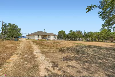 135 Petirrojo Court, Del Valle, TX 78617 - Photo 24