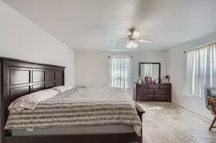 135 Petirrojo Ct, Del Valle, TX 78617 - Photo 12