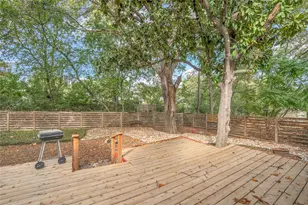 3400 Laguna Dr, Austin, TX 78741 - Photo 22