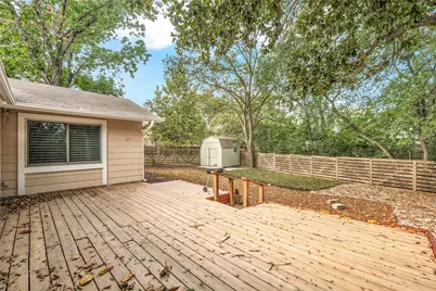 3400 Laguna Drive, Austin, TX 78741 - Photo 22
