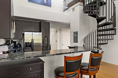 907 Duncan Lane #302, Austin, TX 78705 - Photo 10