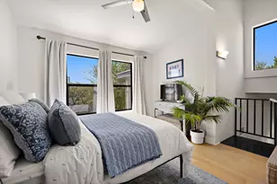 907 Duncan Ln, Austin, TX 78705 - Photo 20