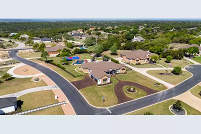 401 Highland Bluff Drive, Georgetown, TX 78633 - Photo 34