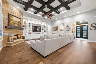 401 Highland Bluff Dr, Georgetown, TX 78633 - Photo 2