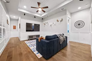 401 Highland Bluff Dr, Georgetown, TX 78633 - Photo 14