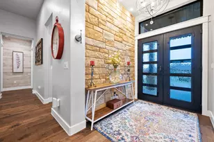 401 Highland Bluff Dr, Georgetown, TX 78633 - Photo 10