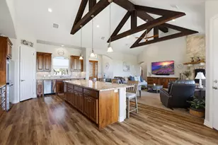 211 Siena Woods, Marion, TX 78124 - Photo 14
