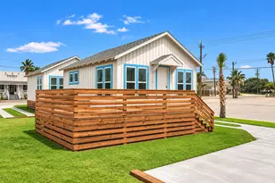 340 N Alister St, Port Aransas, TX 78373 - Photo 14