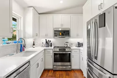 8406 Washita Drive, Austin, TX 78749 - Photo 14