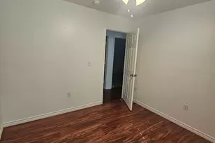 606 Trinity St, Lockhart, TX 78644 - Photo 14