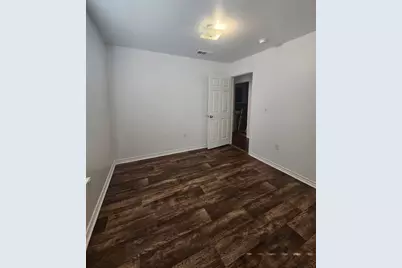 606 Trinity Street, Lockhart, TX 78644 - Photo 10