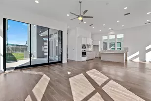 6300 Toscana Ave, Austin, TX 78724 - Photo 4