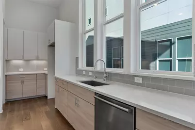 6300 Toscana Avenue, Austin, TX 78724 - Photo 10