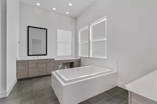 6300 Toscana Ave, Austin, TX 78724 - Photo 14
