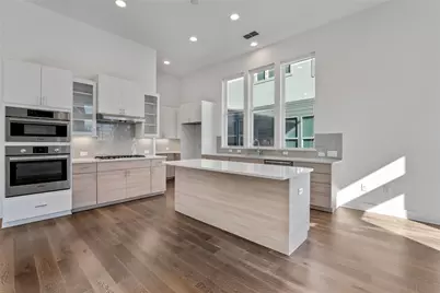 6300 Toscana Avenue, Austin, TX 78724 - Photo 4