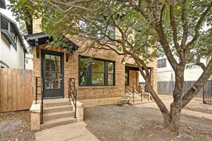 910 W 22nd 1/2 St, Austin, TX 78705 - Photo 32