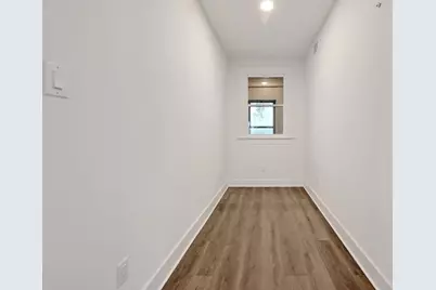 910 W 22nd 1/2 Street, Austin, TX 78705 - Photo 12