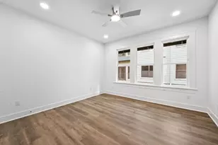 910 W 22nd 1/2 St, Austin, TX 78705 - Photo 20