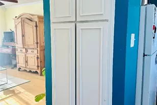 3902 Peterson Ave, Austin, TX 78756 - Photo 8