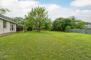 202 Meadow Woods Dr, Kyle, TX 78640 - Photo 30