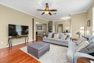 202 Meadow Woods Dr, Kyle, TX 78640 - Photo 8