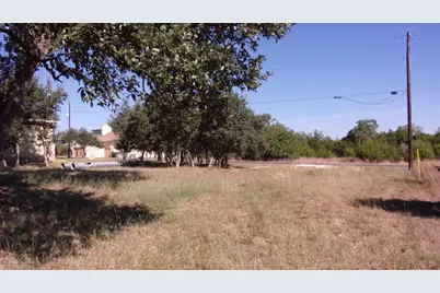 216 N Calvin Barrett Drive, Blanco, TX 78606 - Photo 12