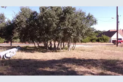 216 N Calvin Barrett Drive, Blanco, TX 78606 - Photo 8