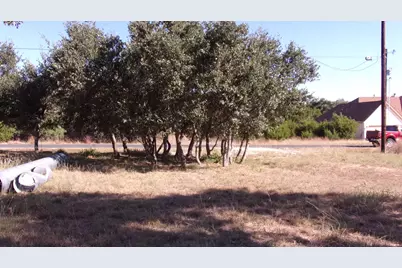 216 N Calvin Barrett Drive, Blanco, TX 78606 - Photo 8