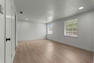 515 W Houston St, Tyler, TX 75702 - Photo 4