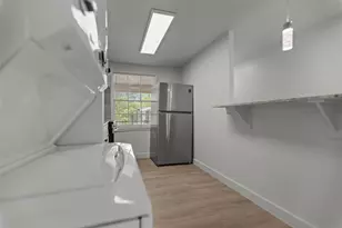 515 W Houston St, Tyler, TX 75702 - Photo 8