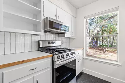 1906 Parkside Lane, Austin, TX 78745 - Photo 8