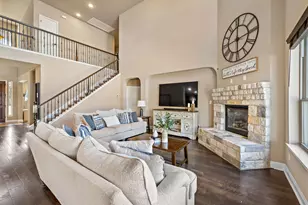 200 Lake Livingston Dr, Georgetown, TX 78628 - Photo 6