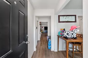 113 Stratton Ln, Jarrell, TX 76537 - Photo 4