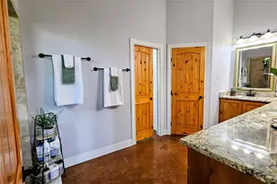 189 Moccasin Canyon, Cedar Creek, TX 78612 - Photo 16