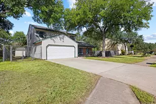 1702 Oakridge Dr, Round Rock, TX 78681 - Photo 4