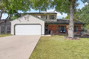 1702 Oakridge Dr, Round Rock, TX 78681 - Photo 1