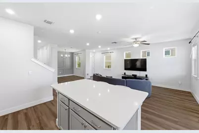7416 Travertine Spring Drive, Austin, TX 78744 - Photo 16