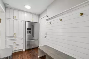 7105 Mountain Trail, Austin, TX 78732 - Photo 16