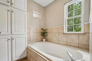 7105 Mountain Trail, Austin, TX 78732 - Photo 20
