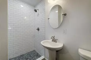 5401 Wellington Dr, Austin, TX 78723 - Photo 8